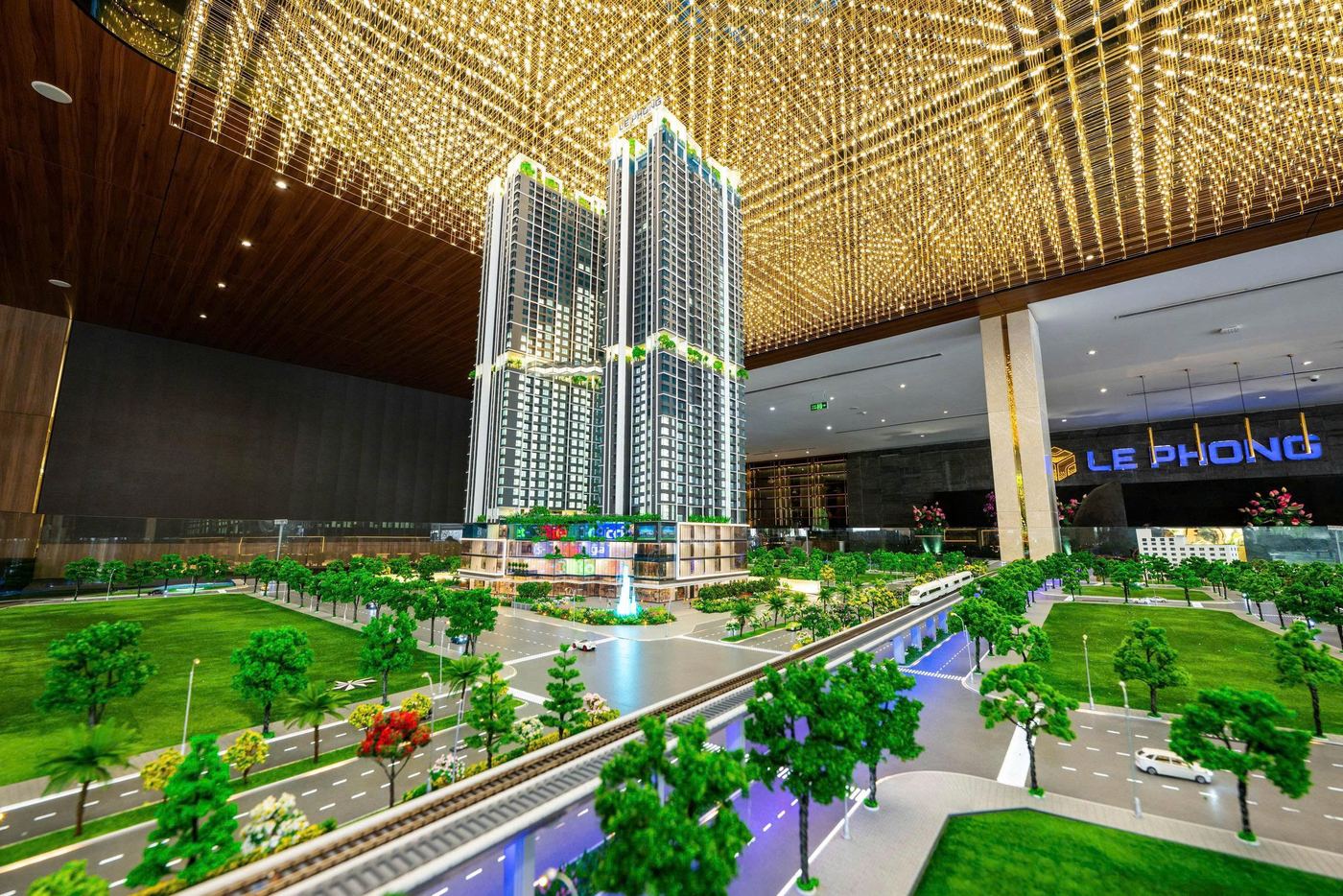 Sa bàn The Emerald Boulevard nhìn từ khu cảnh quan và mặt nước