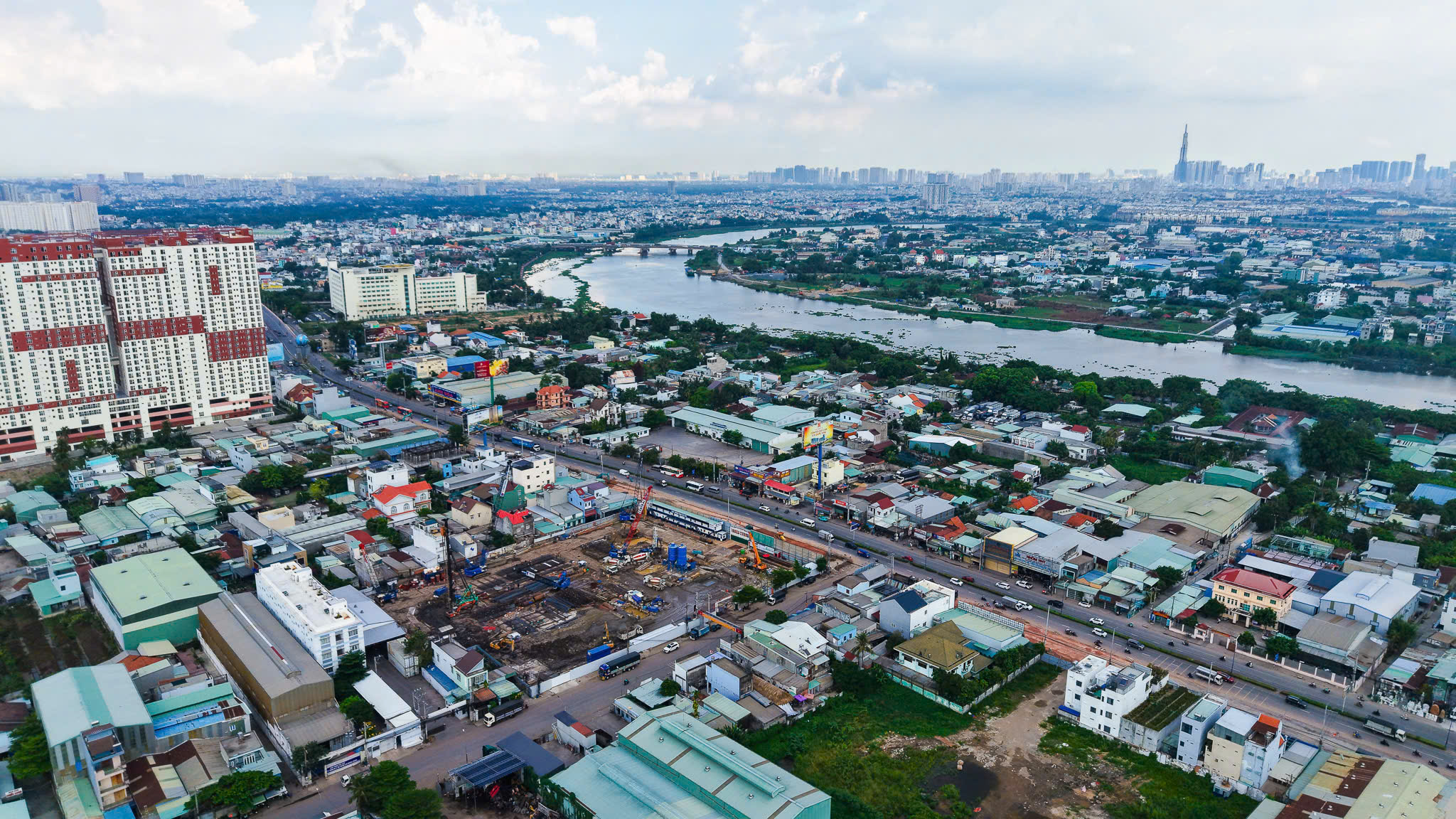 Cập nhật tiến độ The Emerald Boulevard ngày 24/05/2026 từ flycam